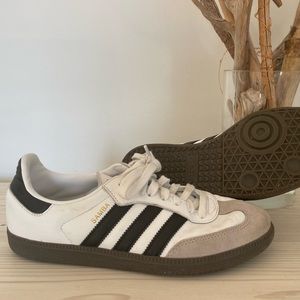 Adidas Samba 7 1/2 (fits women’s 8 1/2)